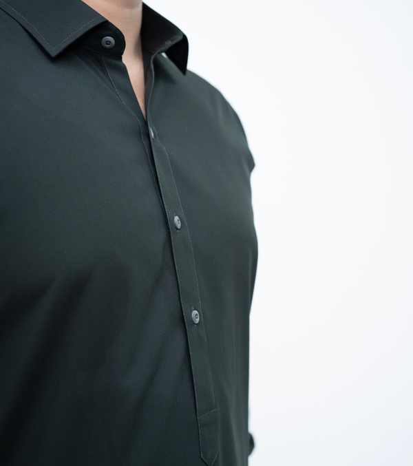 Classic Spread Collar Bottle Green
