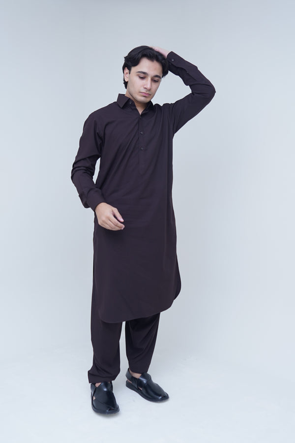 Classic Spread Collar Chocolate Brown