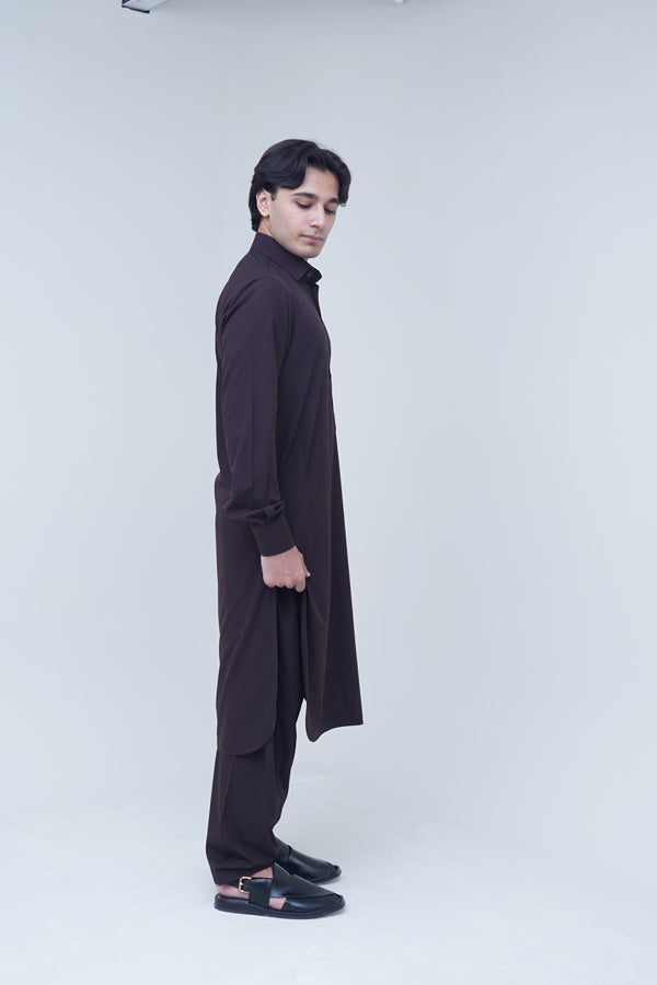 Classic Spread Collar Chocolate Brown