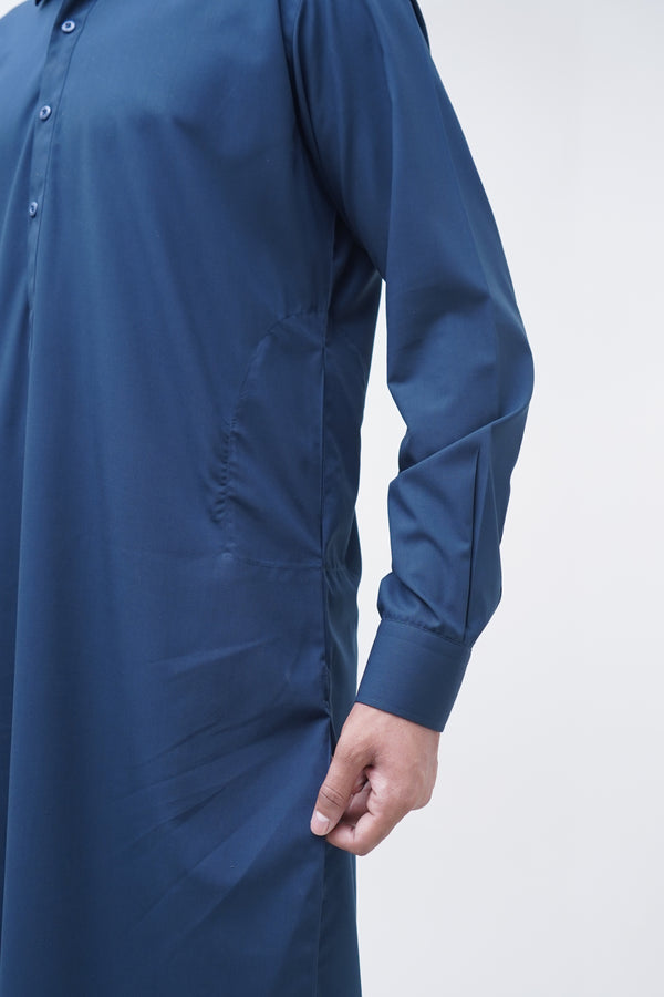 Classic Spread Collar Teal Blue